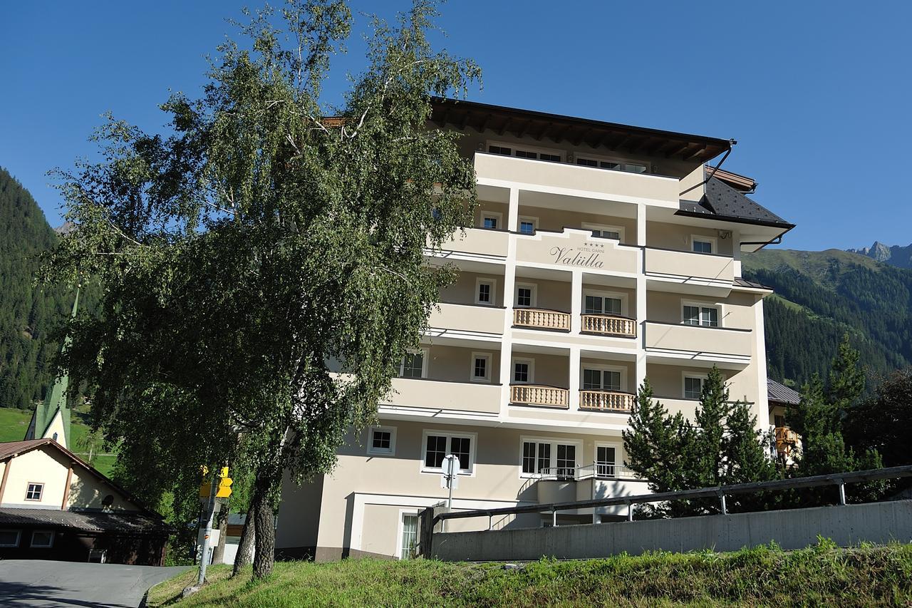 Hotel Garni Valülla Ischgl Exterior foto