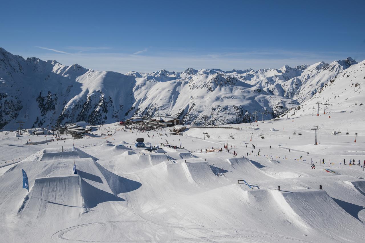 Hotel Garni Valülla Ischgl Exterior foto